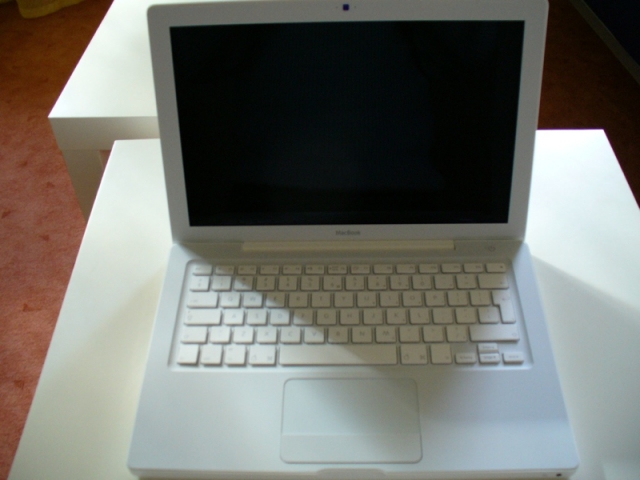 (20) MacBook.JPG